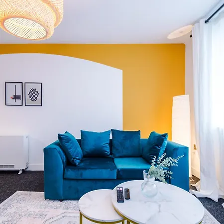 Elm Aparthotel , Collection Of Apartments Available Near Media City , Free Parking Manchester Exterior photo